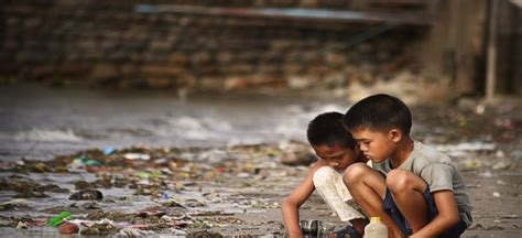 العالم يحيي اليوم العالمي للقضاء على الفقر وسط 24 مليون و300 ألف معدم