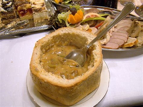 File01 Hungarian Goulash In Bread Pot Polish Food Wikimedia Commons