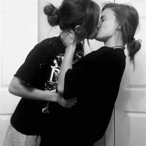 xo cute lesbian couples lesbian love cute couples goals lesbian pride lesbians kissing
