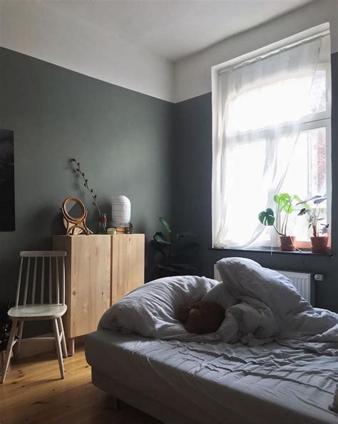 11 Best Tranquil Paint Colors for Bedrooms | Huis ...