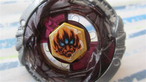 Beybladers Collection Tube Bladers Wiki Fandom