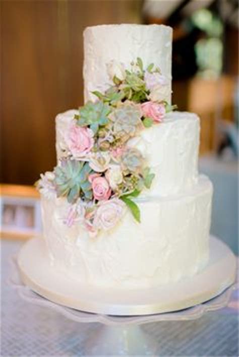 20 Succulent Wedding Cake Inspiration That Wow
