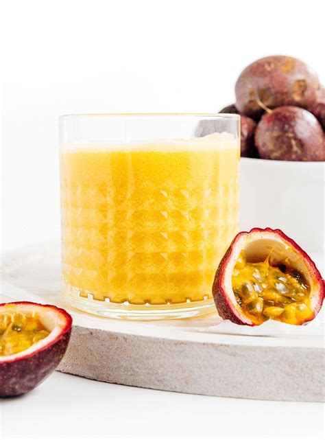 How To Make Passion Fruit Juice Super Easy Live Eat Learn