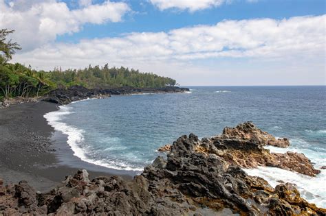 Black Sand Beaches In Hawaii Everything You Need To Know Hawaii Com