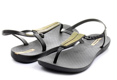 Shop 30 top ipanema women's sandals on sale and earn cash back from retailers such as amazon.com, asos and dsw all in one place. Ipanema Sandale - Charm Sandal Ii - 81458-23480 - Office ...