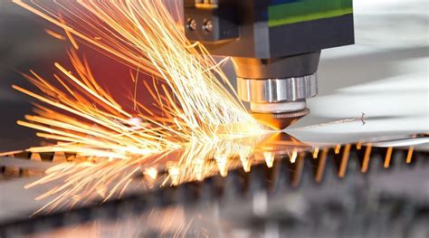 what are the different types of machines commonly used in the metalworking industry
