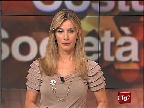 Maria Grazia Capulli Morta La Giornalista Del Tg2