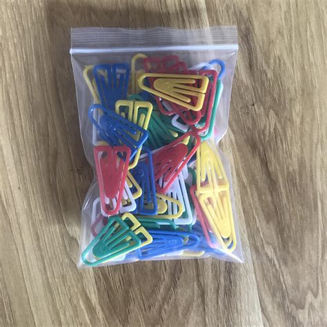 Triangle Plastic Paper Clips1 38 Inchassorted Colors Buy Plastic