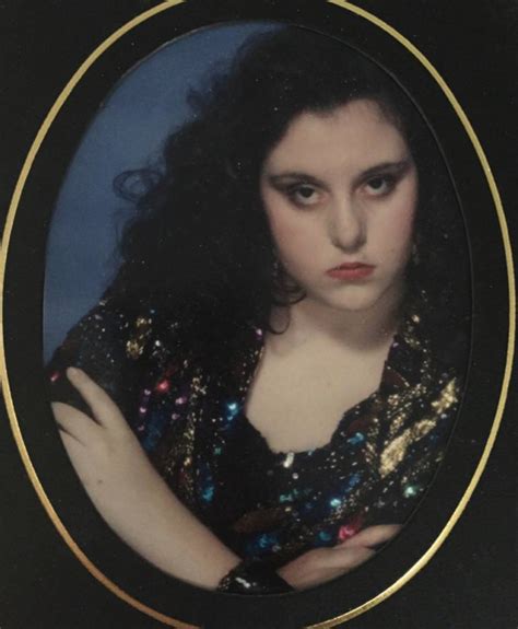 Awesomely Awkward Glamour Shots That Cannot Be Unseen 22 Words Glamour Shots Glamour