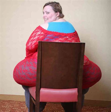 this woman is determined to break the record for biggest hips in the world even if it kills her