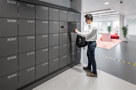 University Smart Storage Lockers