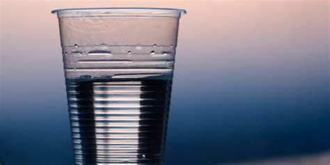 Verrückt was passiert wenn du jeden Morgen 4 Gläser Wasser trinkst