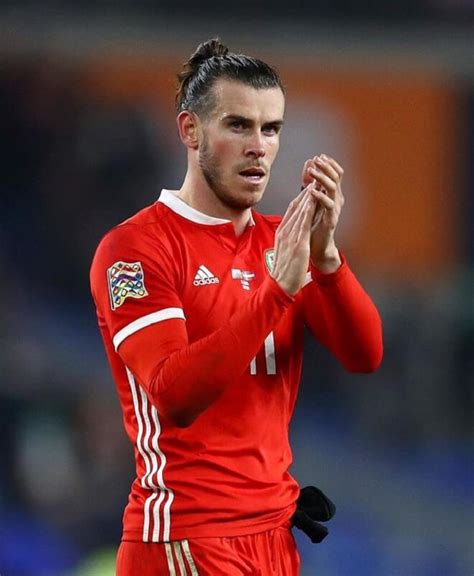 Despite making a bright start to the game they were downed by a brace from kasper dolberg and late goals from joakim maehle and. Top 21 Popular Gareth Bale Haircuts | Best Gareth Bale Hairstyles of 2019