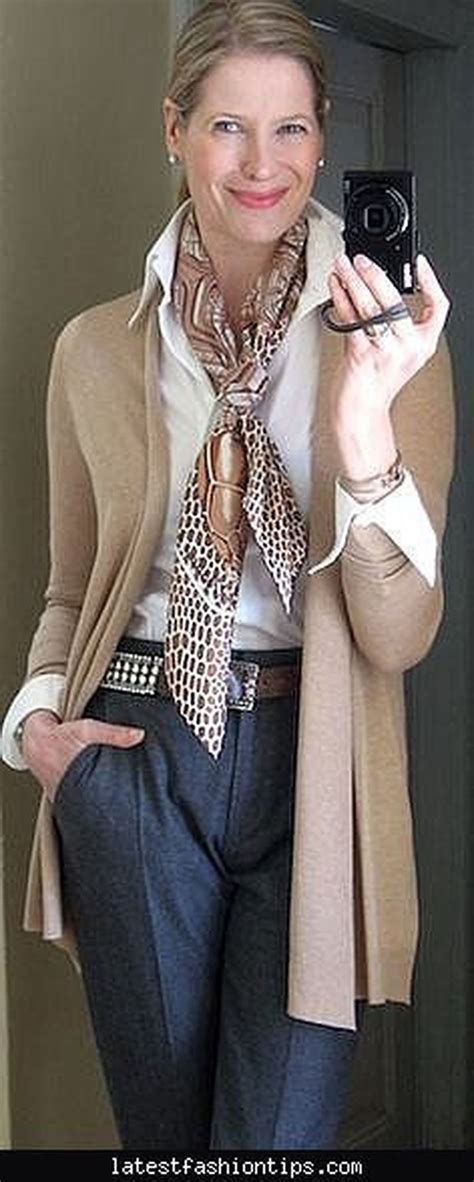 Fashionable Over 50 Fall Outfits Ideas 70 Fashion Best