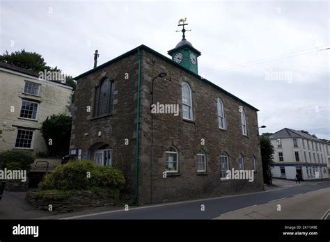 Camelford Cornwall Uk 09 12 2022 The Town Hall Stock Photo Alamy