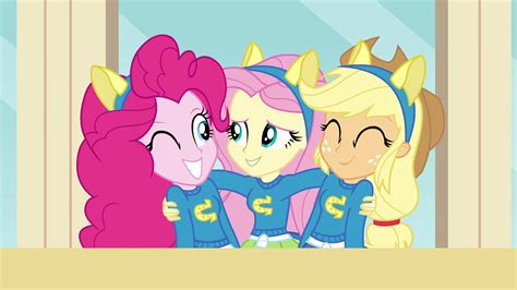 Image Fluttershy Hugging Pinkie And Applejack Egpng My Little Pony