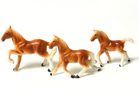 Mini Horse Figurines Vintage Ceramic Collectibles