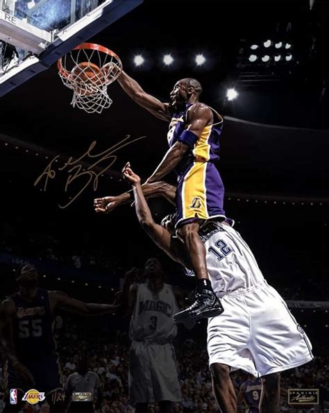 Kobe Bryant Dunks 7 Basketball Kobe Bryant Dunking Hd Phone Wallpaper