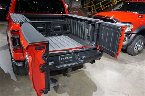 Tailgate Step Dodge Ram