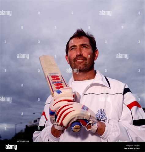 Graham Gooch Hi Res Stock Photography And Images Alamy