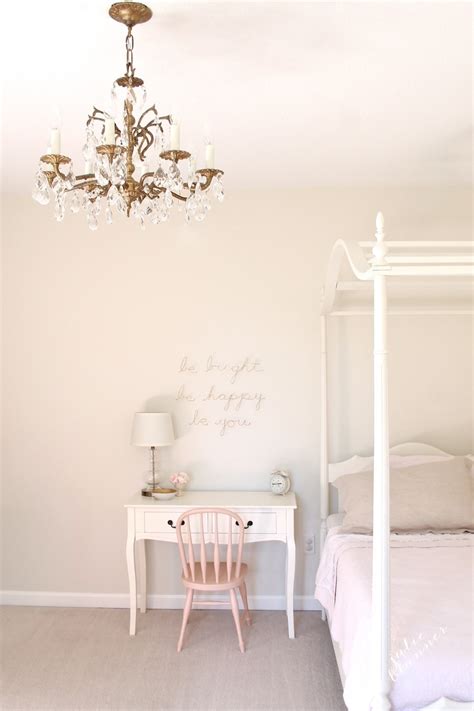 Hepfer characterizes this paint color as ethereal and soft. The Best Cream Paint Colors | White Paint Colors