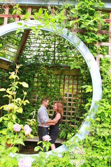 the soon to be mr and mrs at inniswood metro gardens by julie linz photography engagement
