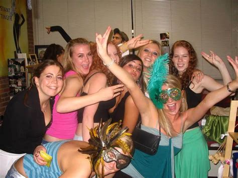 11 happening college dorm party ideas to try in 2022