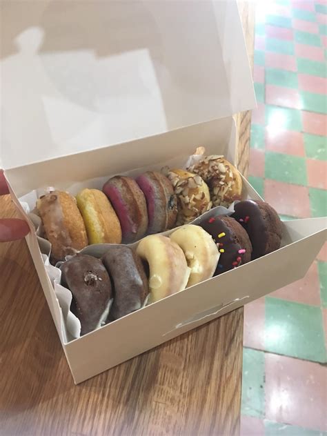 The best keto mini cupcakes. A new keto donut shop just opened up near me! One net carb ...