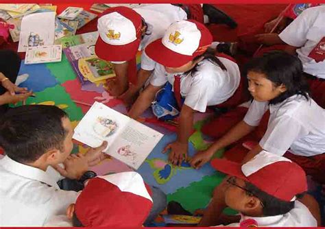 Buku Panduan Gerakan Literasi Sekolah Gls Di Sd Gurusdid