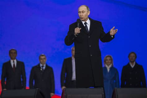 Putin Leads Massive Moscow Street Party On Crimea Anniversary