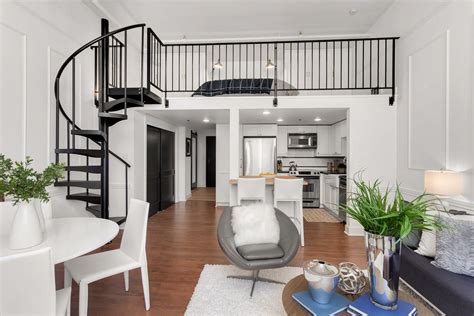 With point2, you can easily browse through queen anne, seattle, wa apartments for sale and quickly get a general perspective on the real estate prices, including any drops that have happened during the past 6 months. This Queen Anne High School condo comes with a little ...