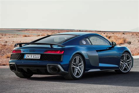 2022 Audi R8 Coupe Review Trims Specs Price New Interior Features