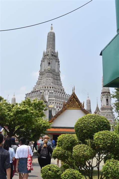 Pagoda Hermosa En El Arun Uno Del Wat De La Mayoría De Famoso En