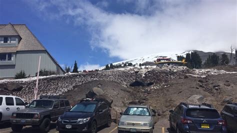 Crews Respond To Fallen Climber On Mount Hood