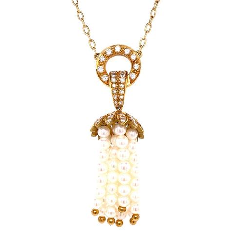 Pearl Diamond Tassel Drop Pendant Necklace 18 Karat Yellow Gold For