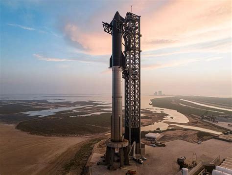 Spacex Starship Worlds Biggest Rocket Set For First Test