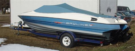 92 Bayliner Capri Series Boat For Sale