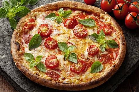 La vraie pizza à l italienne Recette Maximag fr