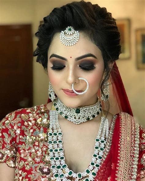 The Most Trendy Smokey Eye Makeup Looks For Brides-To-Be in 2021