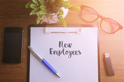 Tips To Help You Navigate The First Month At Your New Job The