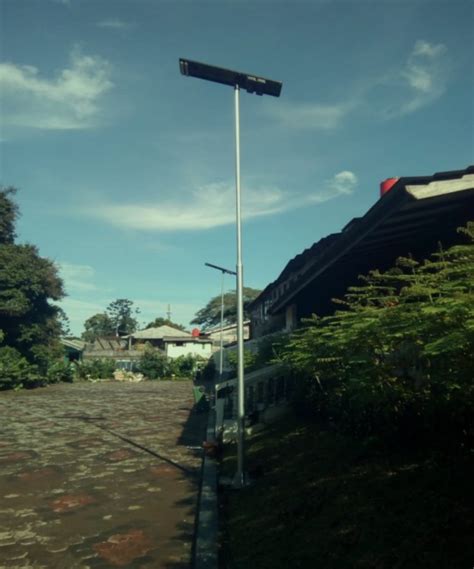 What are neccessary equipment to made it and how. Solar Street Lamp Installed in Presidential Palace in ...