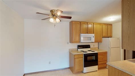 314 founders park dr, rapid city, sd 57701. Country Bluff Apartments, Rapid City - (see pics & AVAIL)