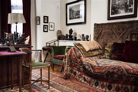 Having considered studying law previously, he decided instead on a career in medical research, beginning his studies at vienna university (1873) at. Sigmund Freud's Famous Psychoanalytic Couch | Freud Museum ...