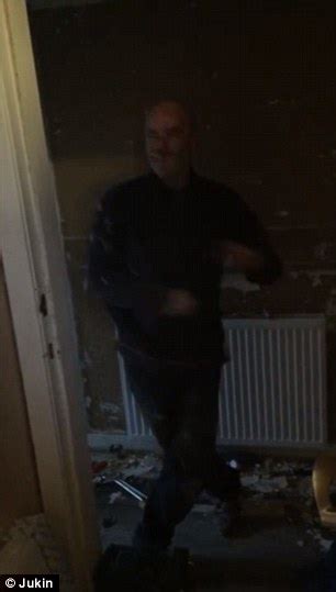 Dundee Plumber Becomes Internet Sensation After He S Caught Dancing On The Job Daily Mail Online