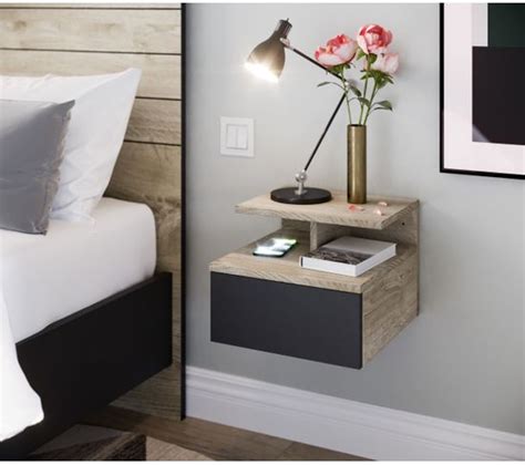 Vous souhaitez acheter un nouveau chevet suspendu blanc pour compléter le mobilier de votre chambre ? Chevet suspendu avec tiroir noir et imitation chêne LANASH ...