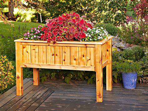 Raised garden bed elevated wood planter box raised garden planter box with legs for outdoor patio, deck, balcony,comes with premium liner. Raised Planter Box Woodworking Plan from WOOD Magazine