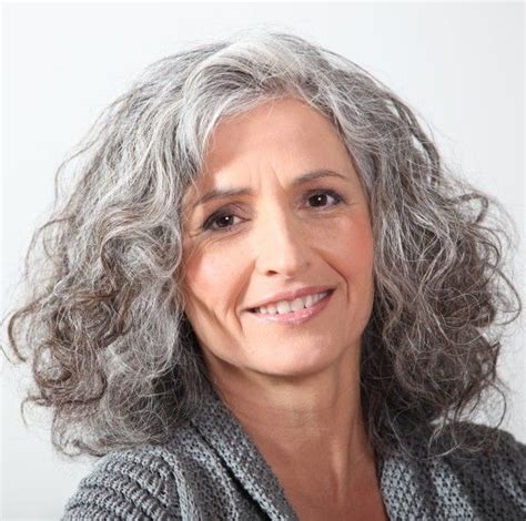 Whether you have long hair or not, going gray is an undertaking that first requires you to face your fears. Long hairstyles for women over 60 | Long gray hair, Hair ...
