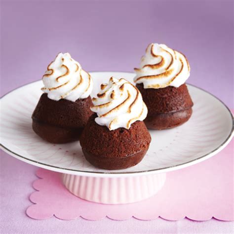 Mini Chocolate Hazelnut Cakes Recipe Hazelnut Cake Chocolate