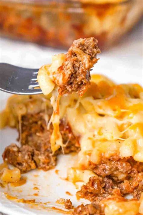 Peppers go great with mac and cheese and are used to give your dish an italian or mexican flair. Mac and Cheese Meatloaf Casserole - This is Not Diet Food