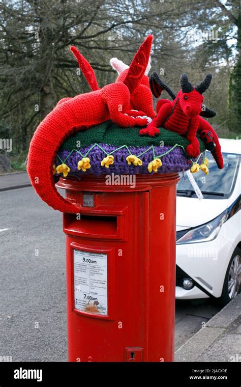 Knitted Post Box Topper Hi Res Stock Photography And Images Alamy
